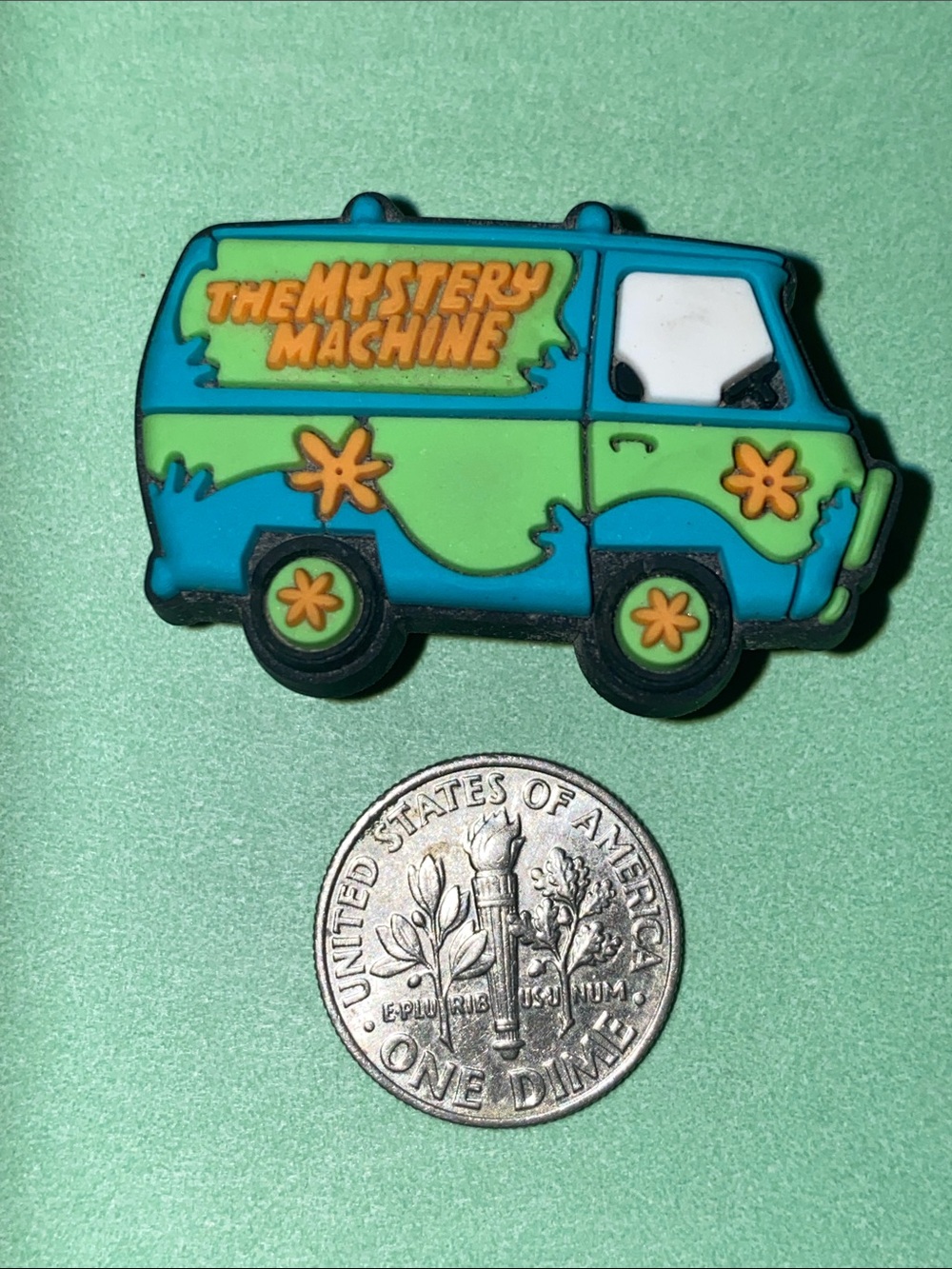 (10 for $15) The Mystery Machine Scooby Doo Cartoon Crocs Shoe Charms - Picture 1 of 1